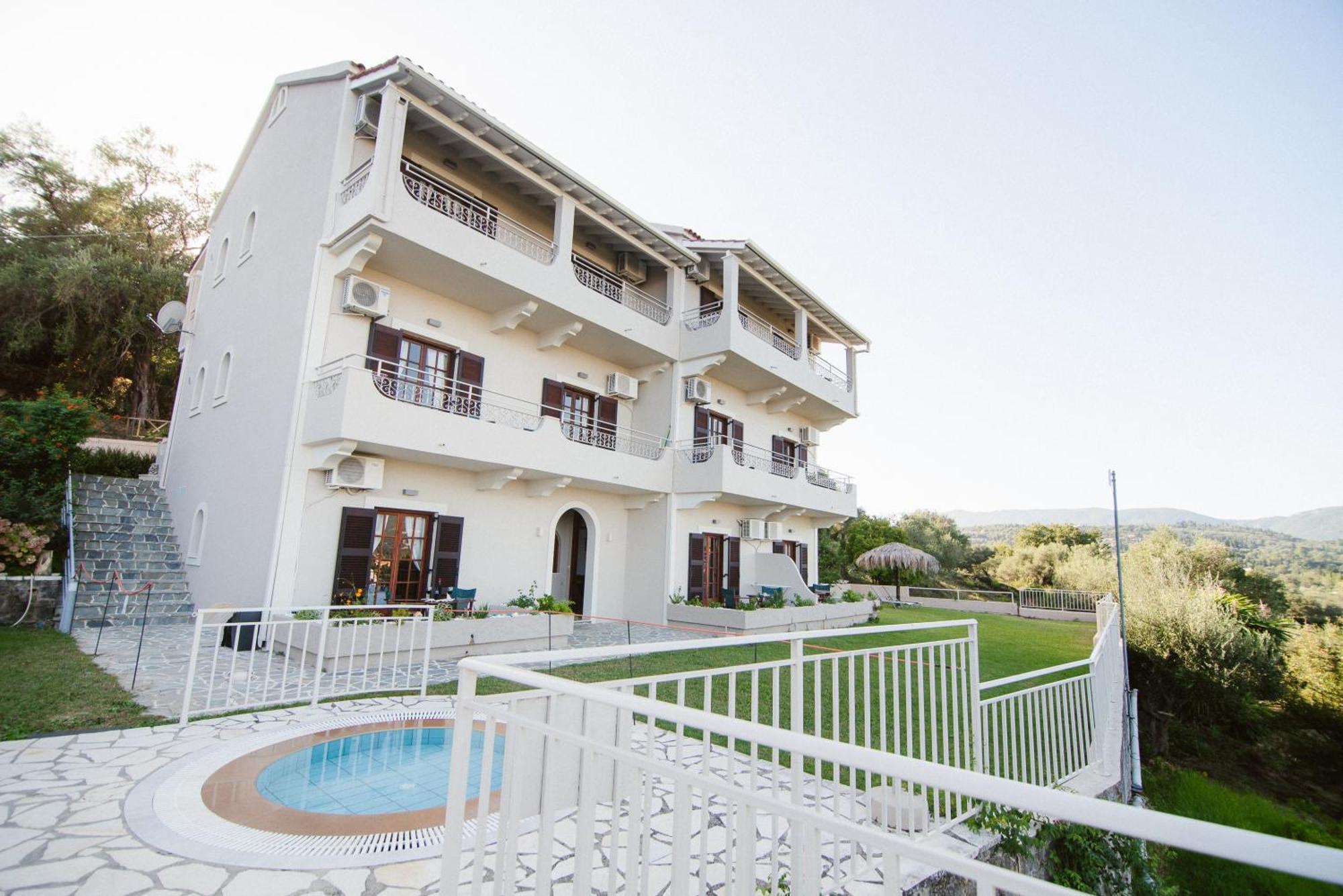 Giorgos Apartments 다시아 외부 사진